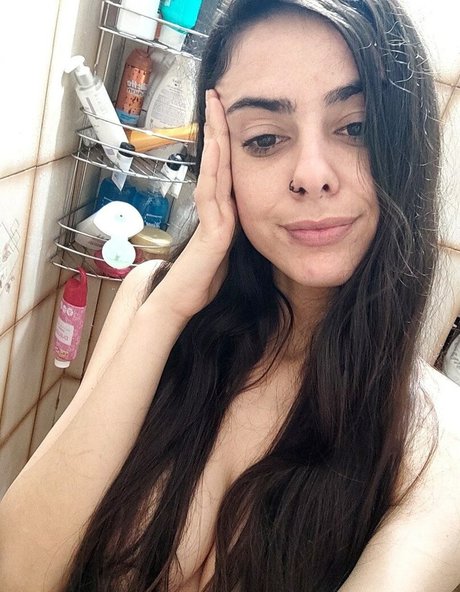 small onlyfans nudes picture