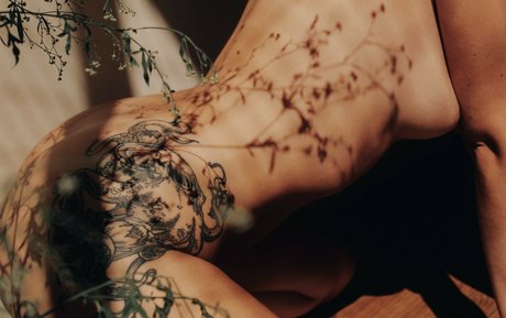 Aliesealieseoff model nice pic