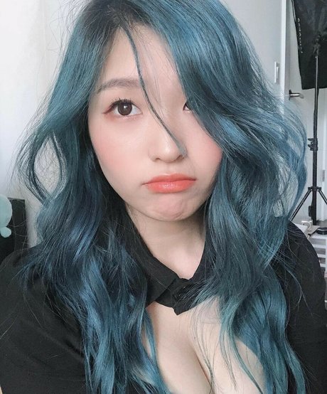 two onlyfans free naked picture