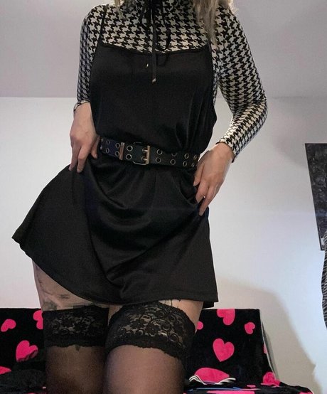 lenoratijebe pretty pornstar pics