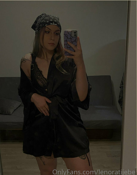 lenoratijebe sexy star pics