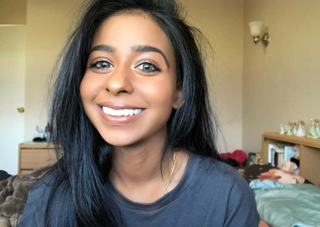 Zahra Rai art actress image