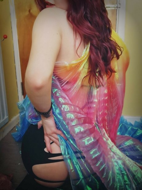 Ljaphra high quality model pics