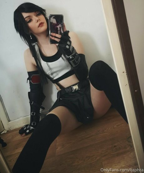 Ljaphra naked actress image