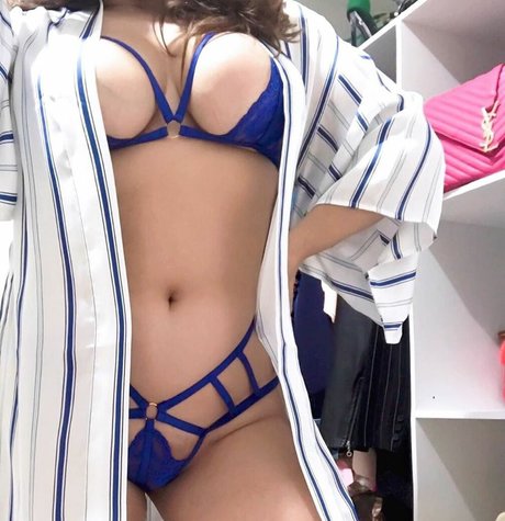 Deh Alves pornographic model pics