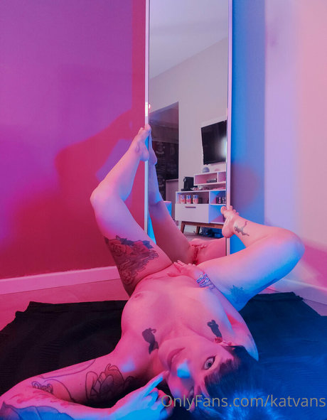 Kat Vans erotic pornstar gallery