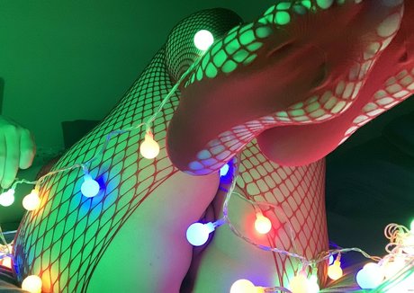 Tittykona Freista sexy actress gallery