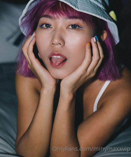 Minymaxxvip model nudes gallery