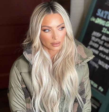 Holly Stocks star adult pictures