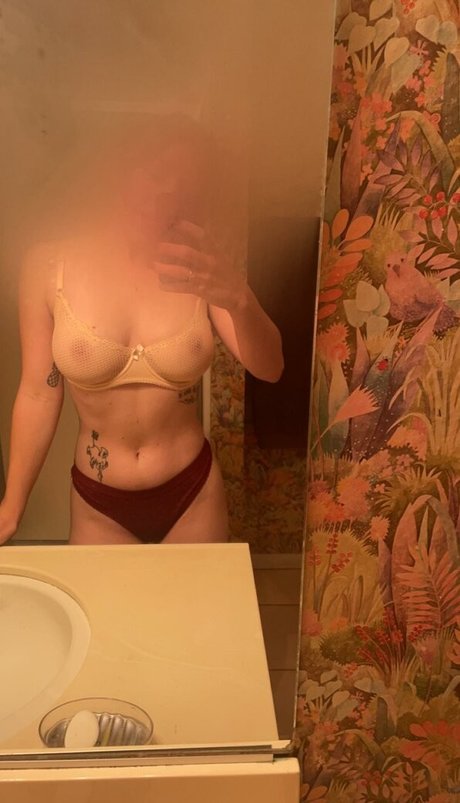 Robynator23 star nice pics