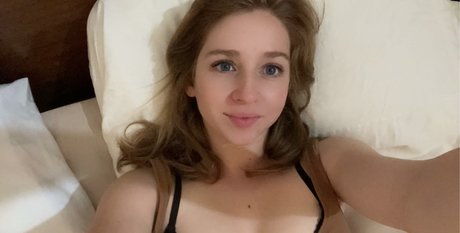 Robynator23 art star pictures