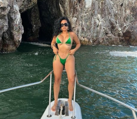 jmichelxo star top pic