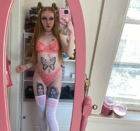 Daphne Blake pornstar top images