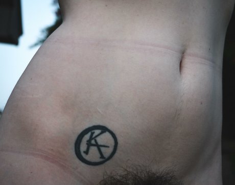 _creature feature hot star image