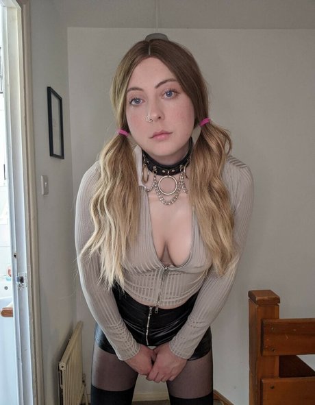 Pony CD sexy pornstar pics