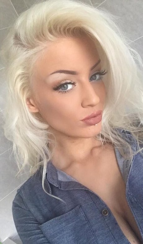 Xcandylashes model hot pics