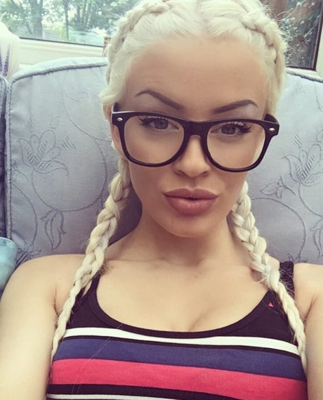 Xcandylashes star perfect photos