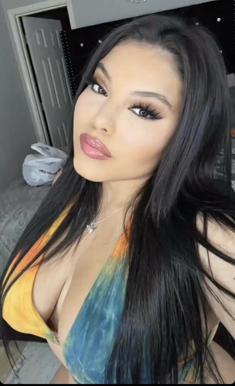 Nattbabe model pretty pictures