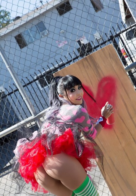 milf tits onlyfans nude photo