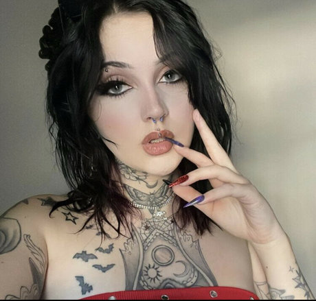 HorrorHaily star hot picture