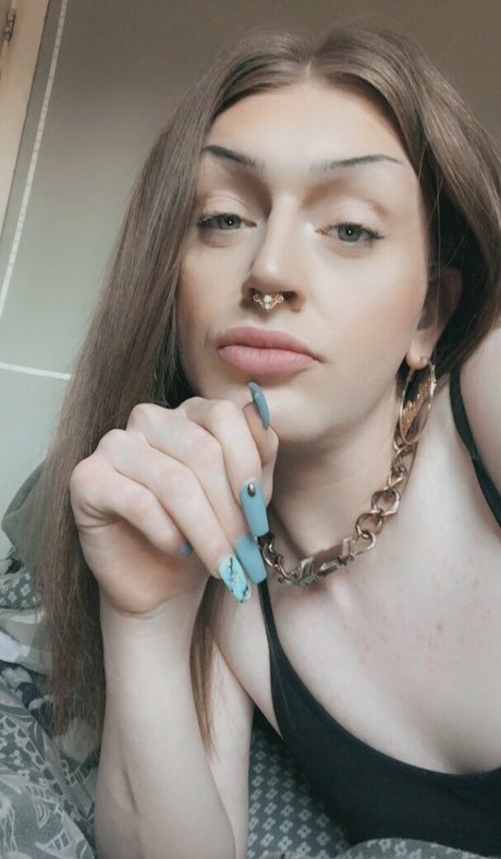 Tscaulayx erotic star img