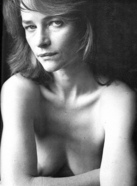 Charlotte Rampling star adult pic