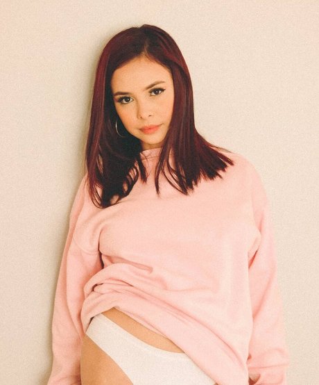 huge tits onlyfans hd picture