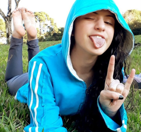 Friend s Pretty Feet porn star galleries