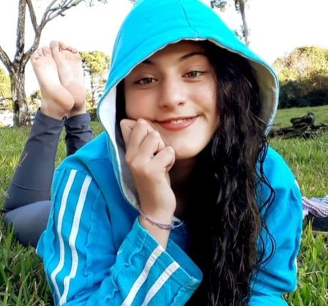 Friend s Pretty Feet hd star galleries