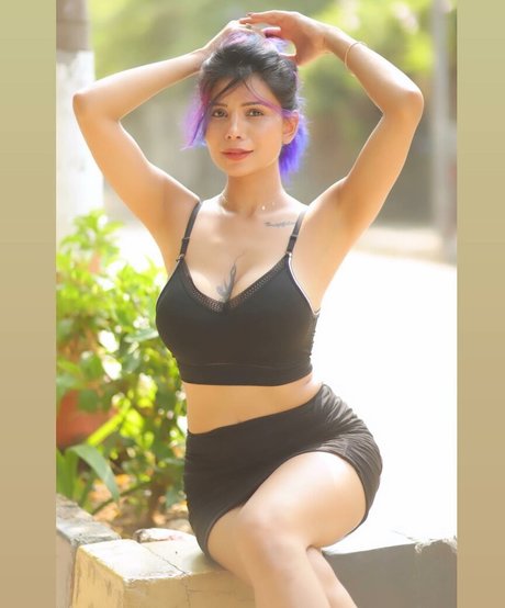 amateur mom onlyfans porn pics