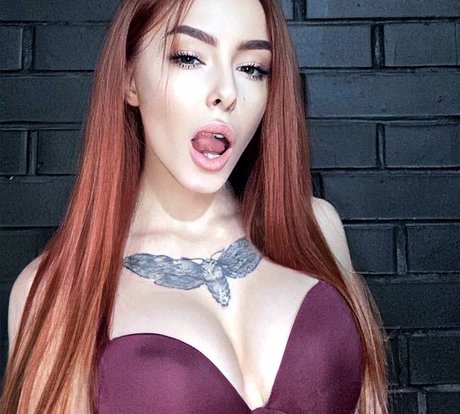 leana model model nude gallery