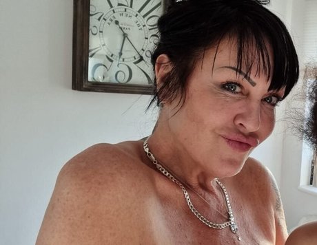 Mum Vs Daughter model exclusive gallery