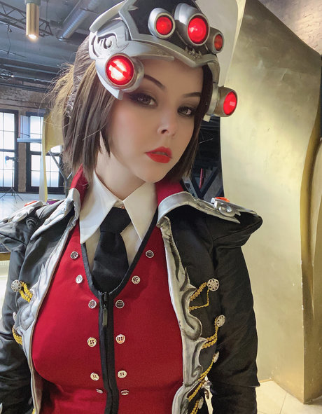 flat chested onlyfans hot naked images