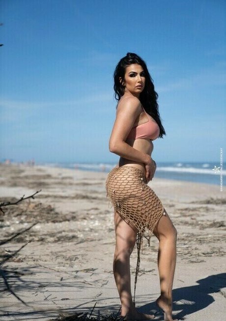 Jess McKay star naked images