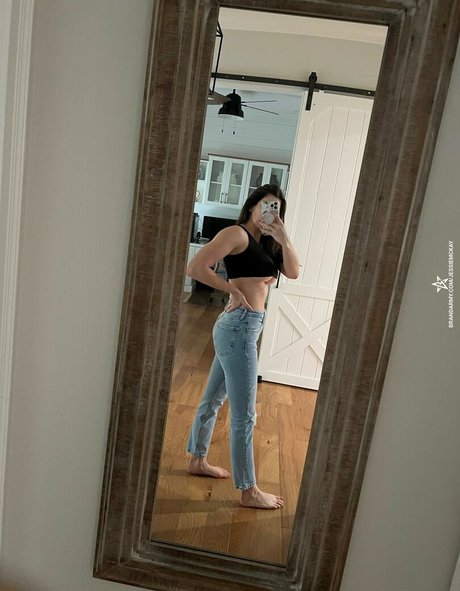 Jess McKay star pretty img