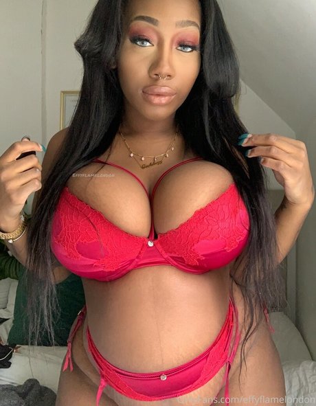 Effy Flame model sexy picture