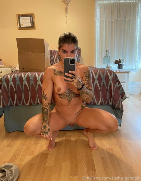 SuchaGoodGirlDanie art actress archive