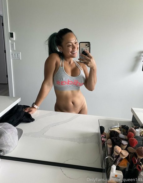 Ice queen143 model perfect gallery