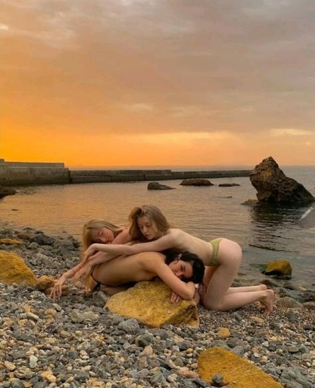 Valeria Shashenok model free images