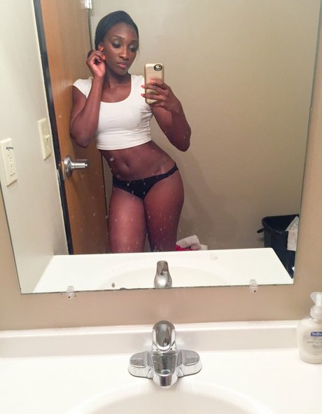 Dnay Baptiste model xxx archive