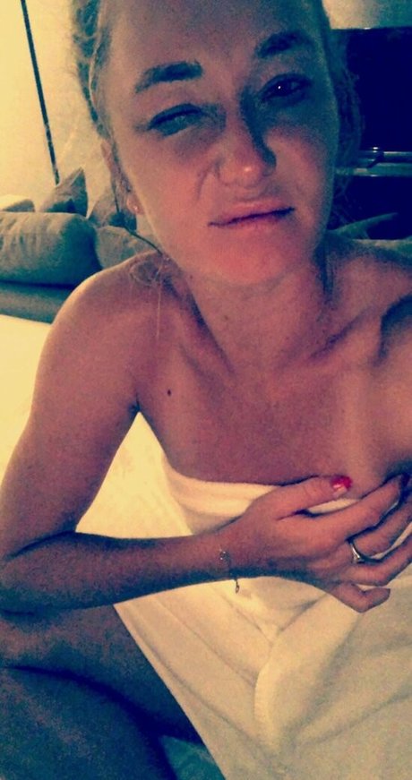 Julia Glushko free star galleries