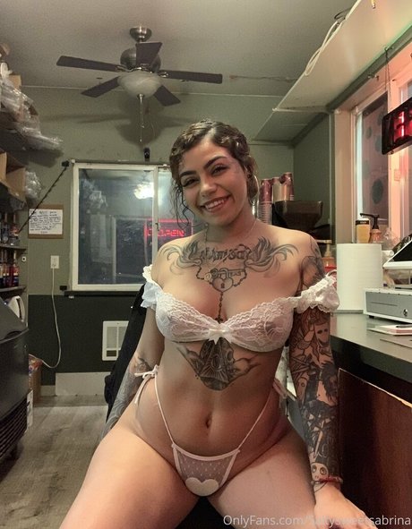 SaltySweetSabrina star erotic gallery