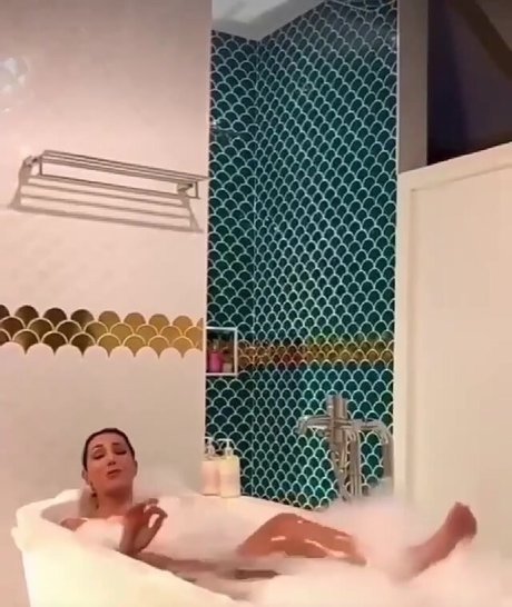 Caterina Balivo model gallery