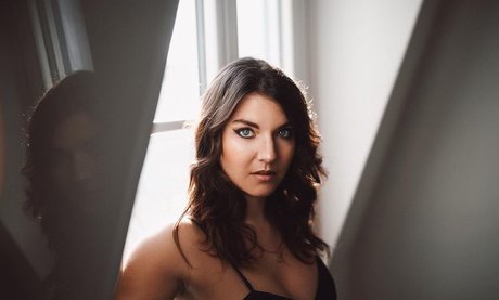 Eleonore Costes star art archive