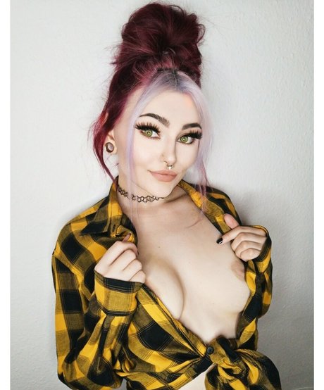 Catlavie exclusive model images