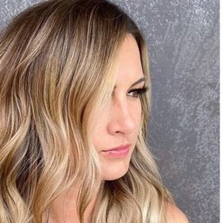 skinny milf onlyfans pretty gallery