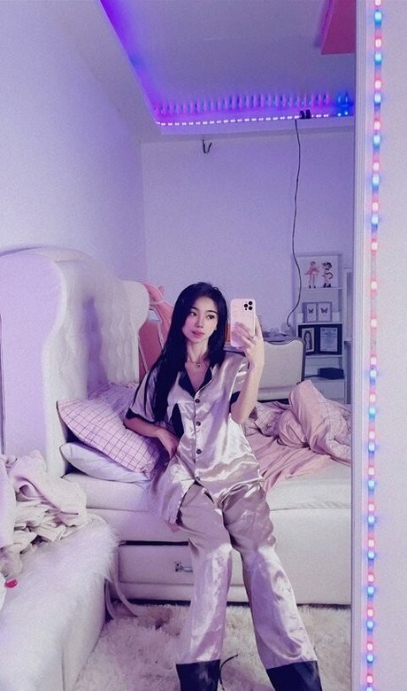 big dick onlyfans free nude images