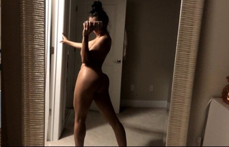 Lola Anne exclusive actress photos