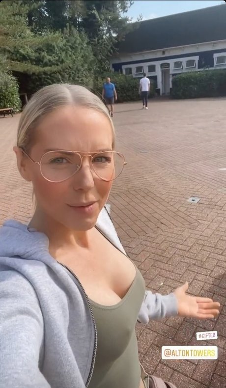 asian couple onlyfans hd gallery