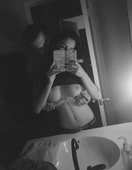 Sultrysanguine erotic actress pictures